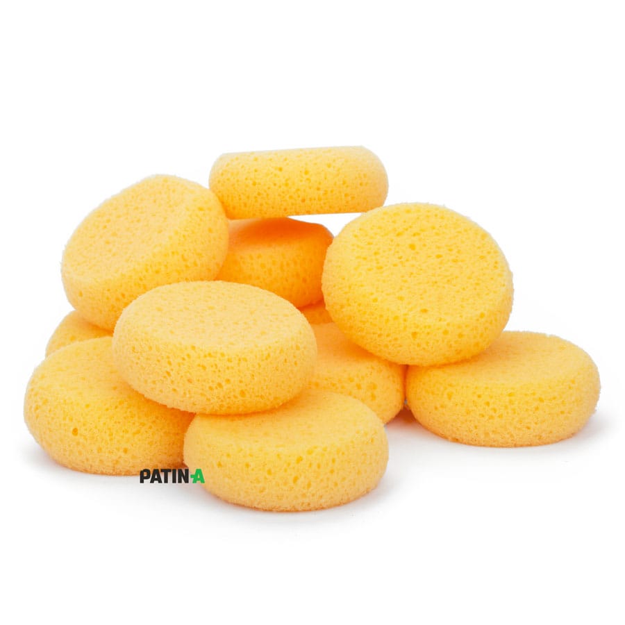 Fiebing's Leathercraft Sponges: round shape and fine pores make these sponges utterly perfect for dyeing leather