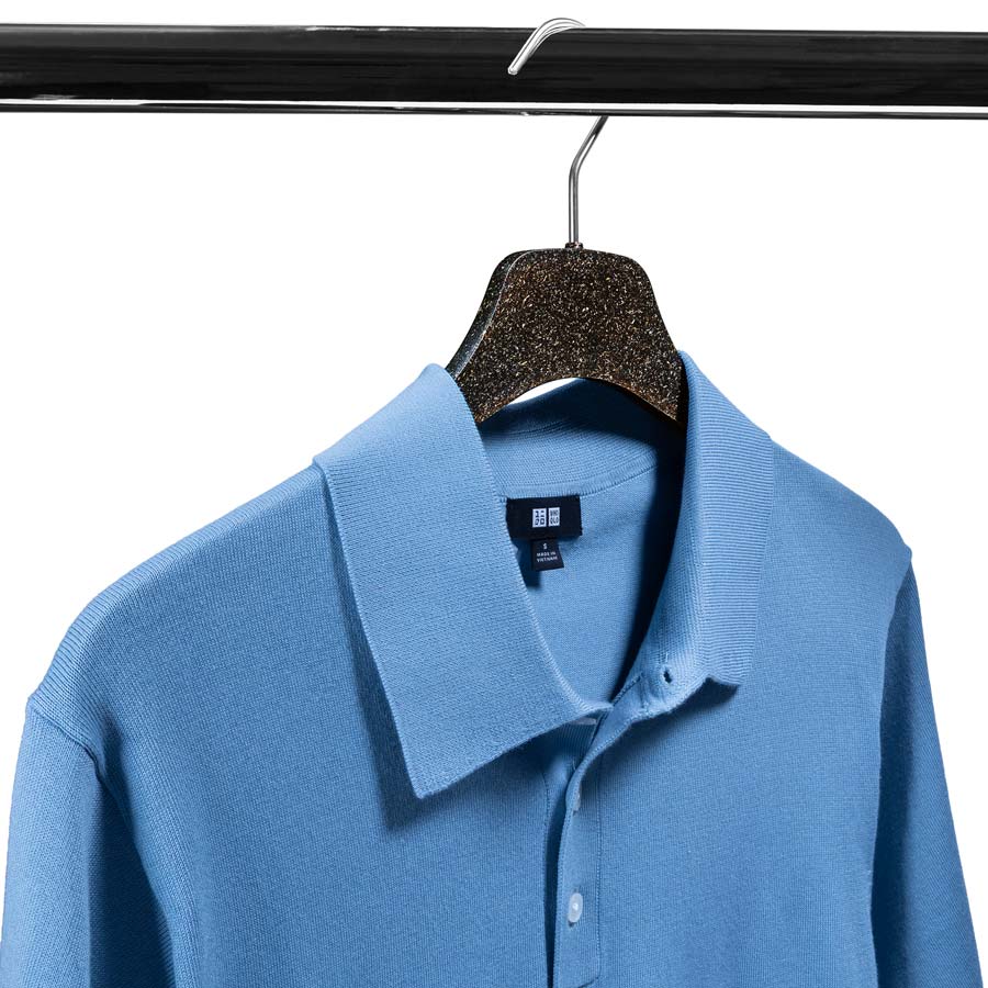 Die Hemdenkleiderbügel mit einer Breite von 45cm sind ideal für Herrenhemden, leichte Jacken, einzelne Sakkos oder T-Shirts.