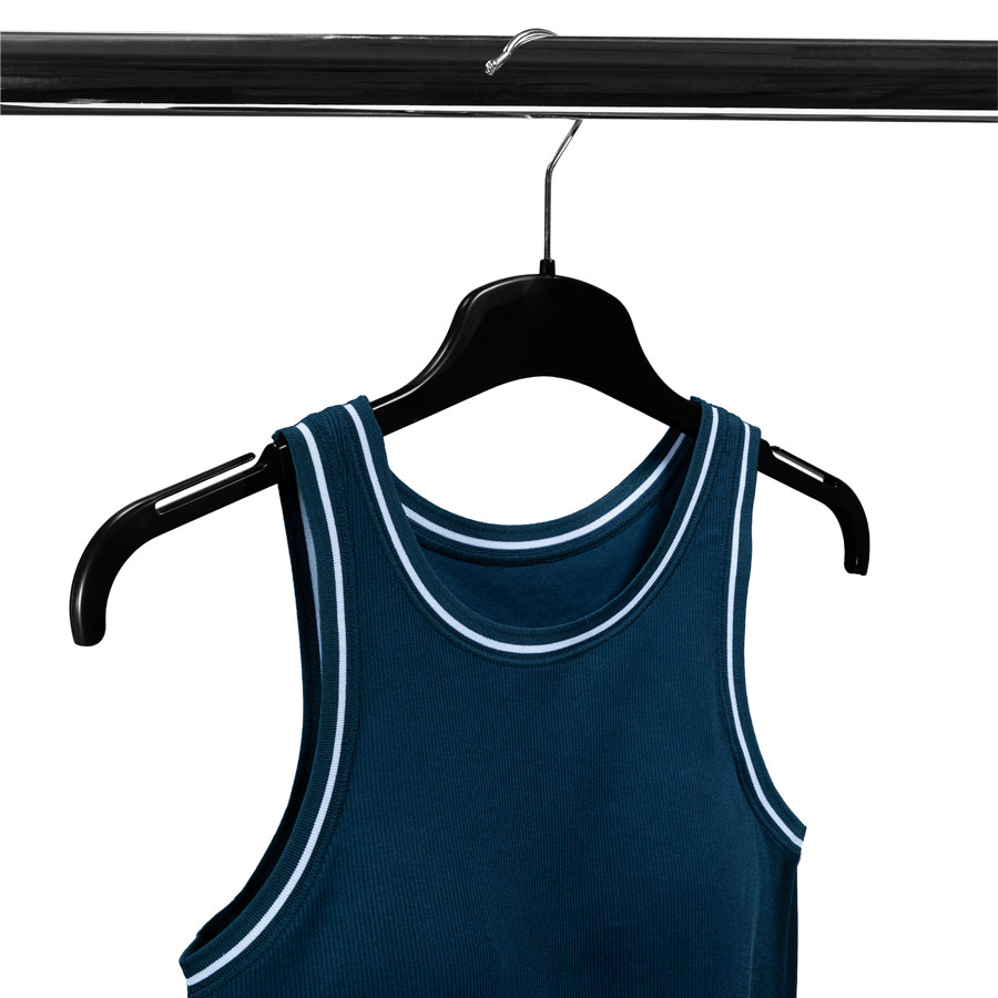 The shirt hanger from Cortec with a width of 43 cm is perfect for women's shirts, dresses or narrow men's shirts.
