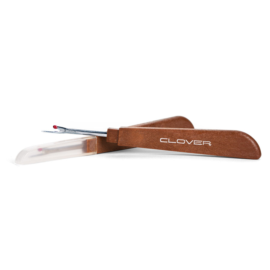 Découd-vite 11,5 cm Découd-vite Clover 11,5 cm ouvert et avec capuchon