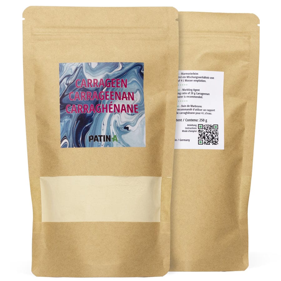 Carrageen ist ein natürliches, ungiftiges und sehr hilfreiches Verdickungsmittel um eine viskose Trägerflüssigkeit herzustellen mit der man Marmorierungen auf Papier, Stoffen oder porösen Oberflächen bringt. Es wird aus der roten Meeresalge hergestellt.