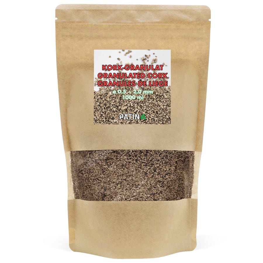 Cork granulate with a diameter between 0.5 and 2 mm produces great surface structures.   Granulated cork is absolutely essential for SFX distressings: e.g. dirt, blood crusts, burns, explosions, mould, rust, moss, algae etc.