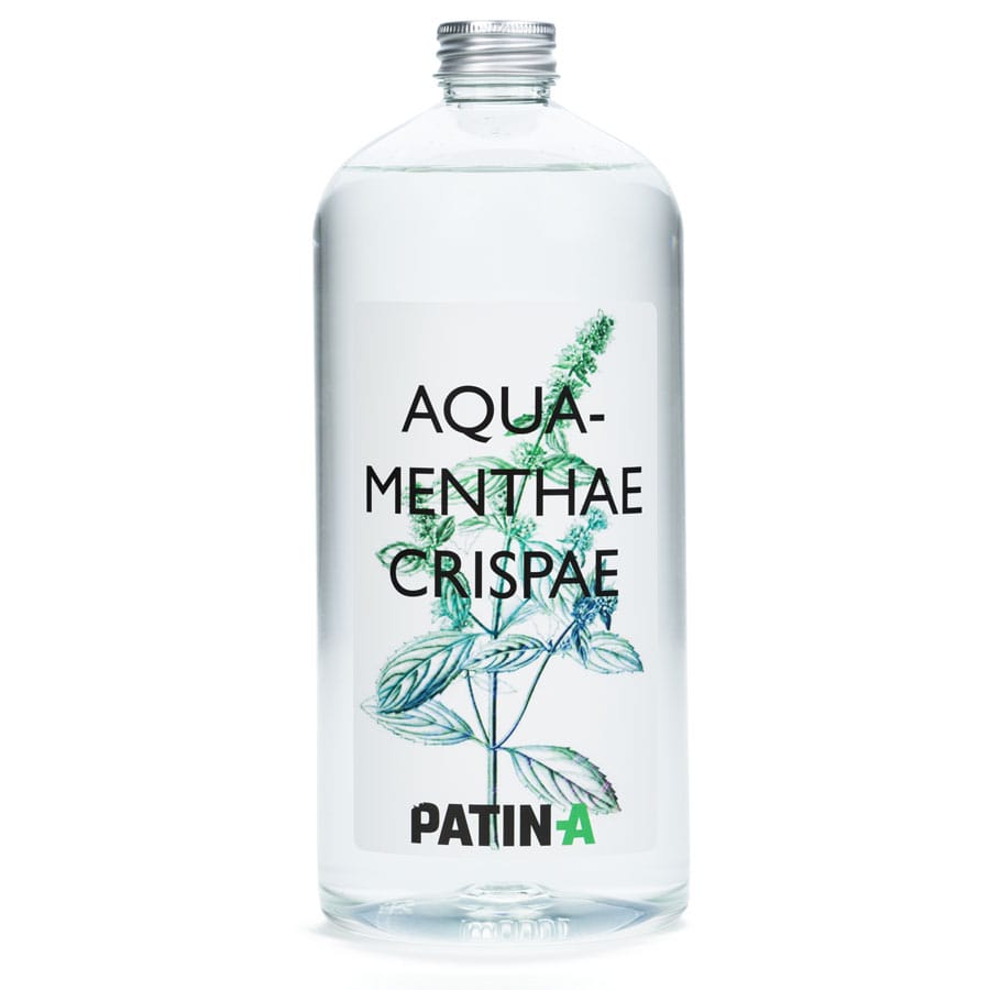 Krauseminzwasser (Aqua Menthae Crispae) ermöglicht das Glatt- und Ausbügeln von Säumen und sonstigen starken Falten und Knicken.