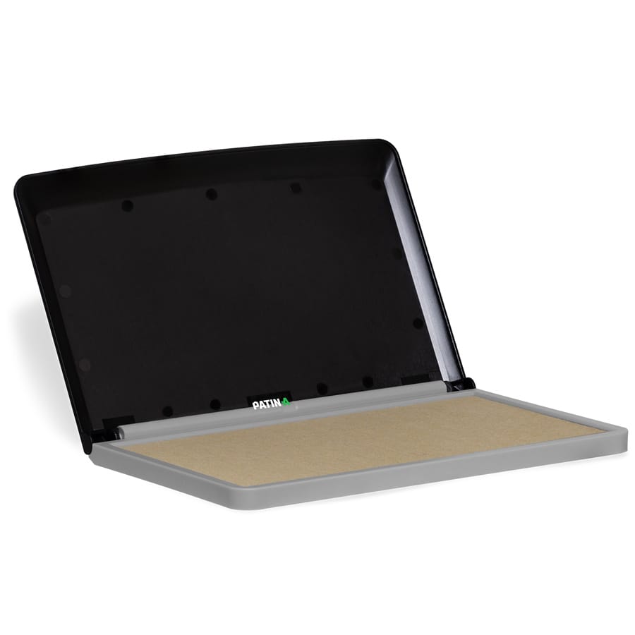 Das XXL-Colop Stempelkissen Micro3 ist neutral und wurde nicht mit Stempelfarbe vorab getränkt.