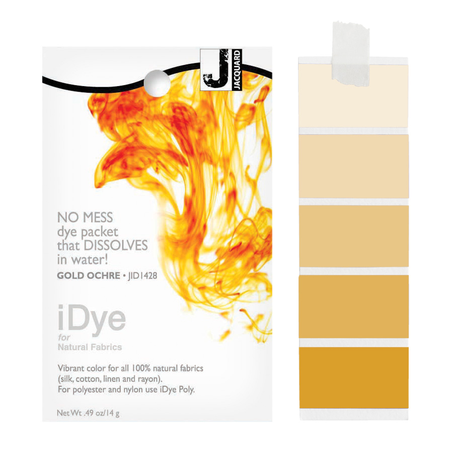 Jacquard iDye Natural 428 Gold Ochre Packung Jacquard iDye Natural 428 Gold Ochre mit sich lösender Farbe im Wasser und Farbmustern in Goldocker