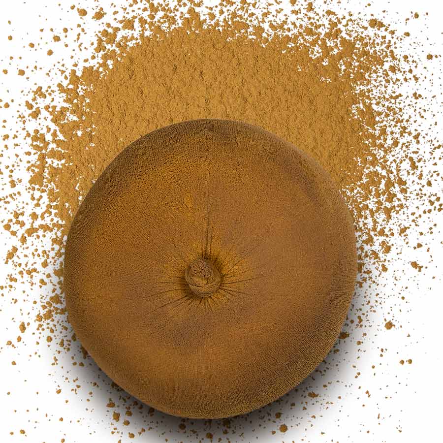 PATIN-POWDER-PACK yellow ochre PATIN-POWDER-PACK yellow ochre is a pre-packed 'powder bag' for the immediate patination of costumes or props.