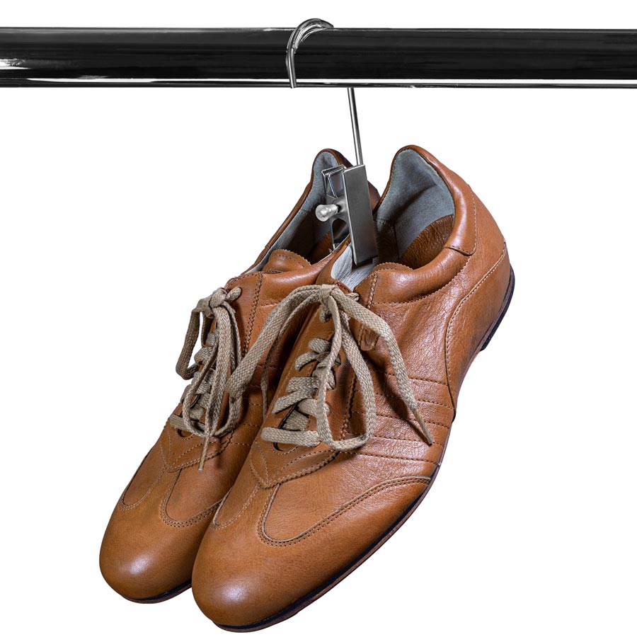 Diese hochwertigen XXL-Klammerbügel besitzen einen Rundum-Schutz. Nicht nur der zu haltende Artikel ist gut geschützt, sondern auch die Kleiderstange oder der Garderobenhaken verkratzt nicht, durch die transparente Kunststoffschiene am Haken.