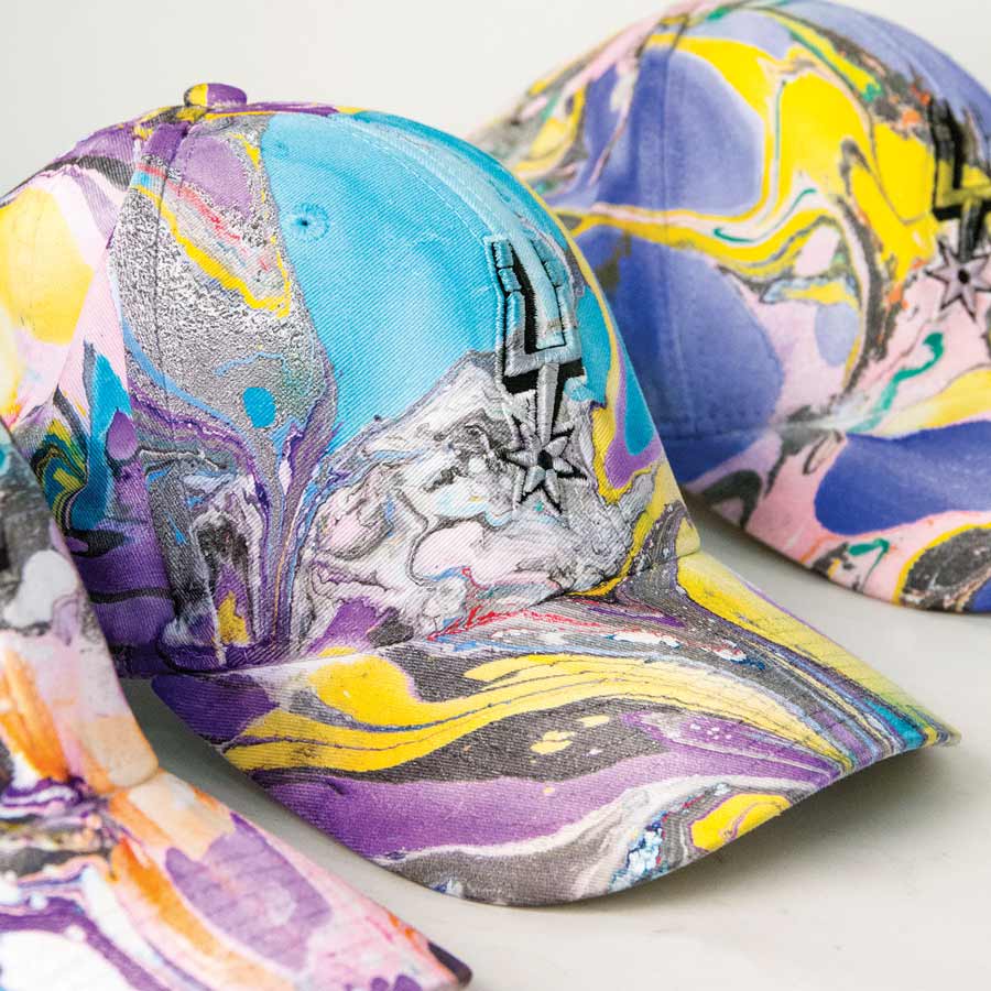 Die Jacquard Marbling Colors sind perfekt für wunderschöne Marmorierungen und extrem haltbar und farbintensiv auf Stoffen.