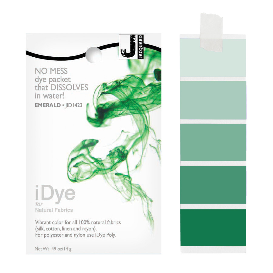 Jacquard iDye Natural 423 Emerald Packung Jacquard iDye Natural 423 Emerald mit sich lösender Farbe im Wasser und Farbmustern in Smaragdgrün