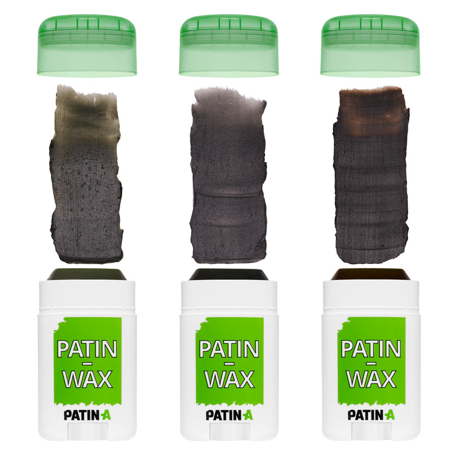 3 dunkle PATIN-WAX Sticks für besondere Patinierungen. PATIN-WAX ist die perfekte Patina um Kostüme richtig zu verschmutzen und zu altern.