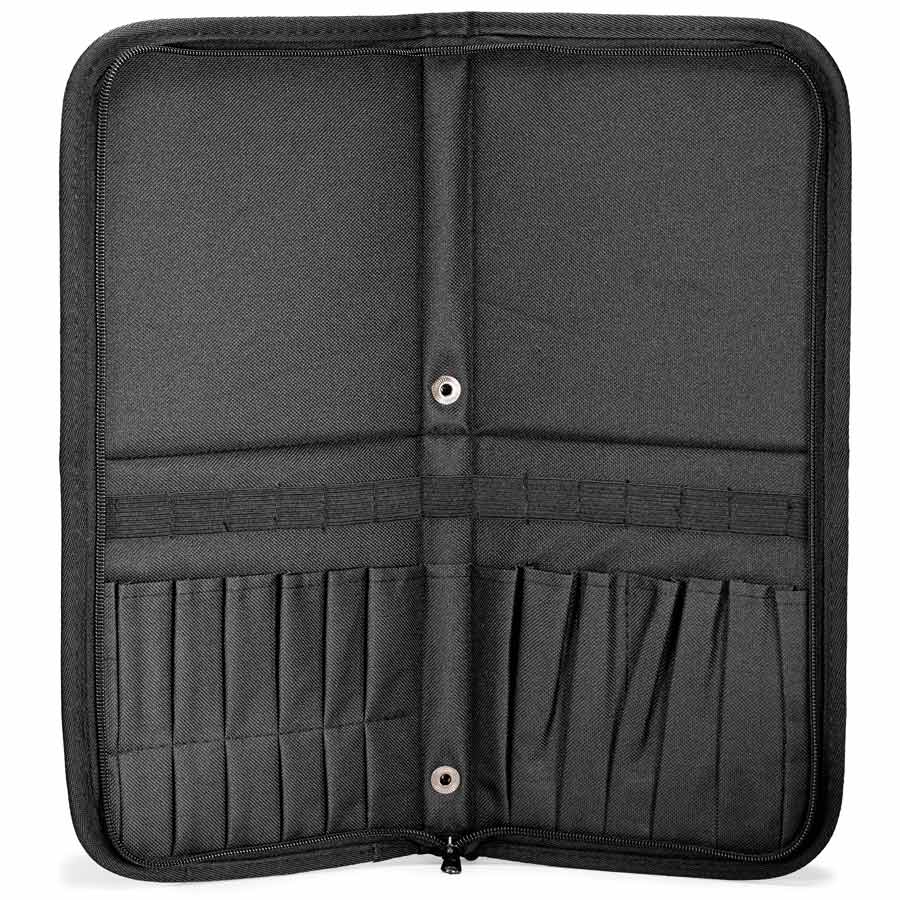 La trousse à pinceaux noire est un organiseur très pratique pour les pinceaux courts et longs.