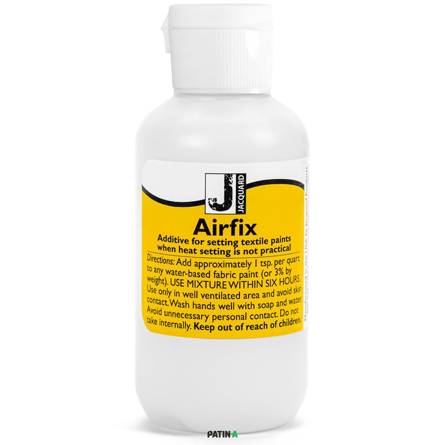 Jacquard Airfix est un excellent fixateur qui permet de fixer la peinture textile tout simplement en l'exposant à l'air.