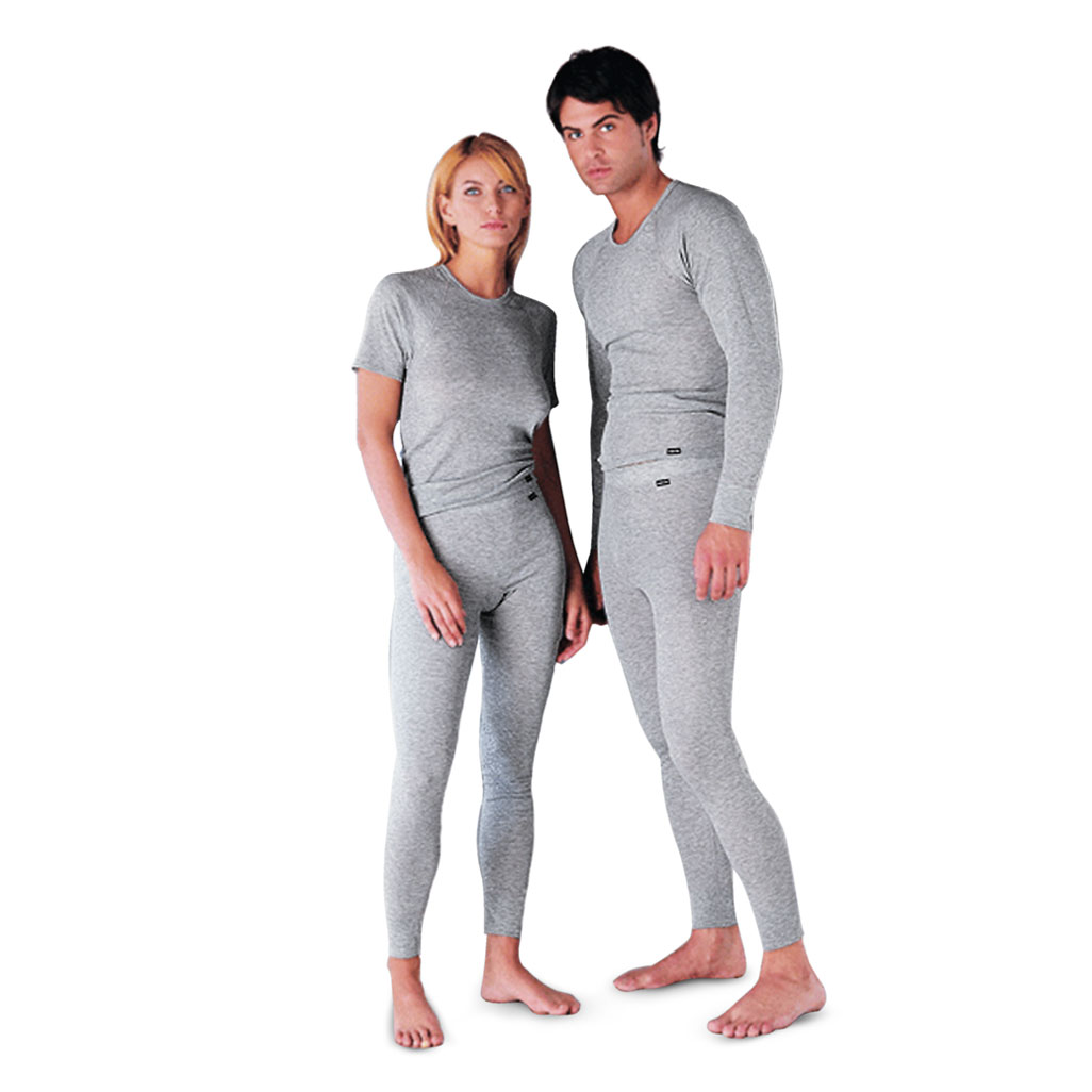 con-ta Funktionsunterwäsche Set Frau und Mann in grauer Funktionsunterwäsche von con-ta