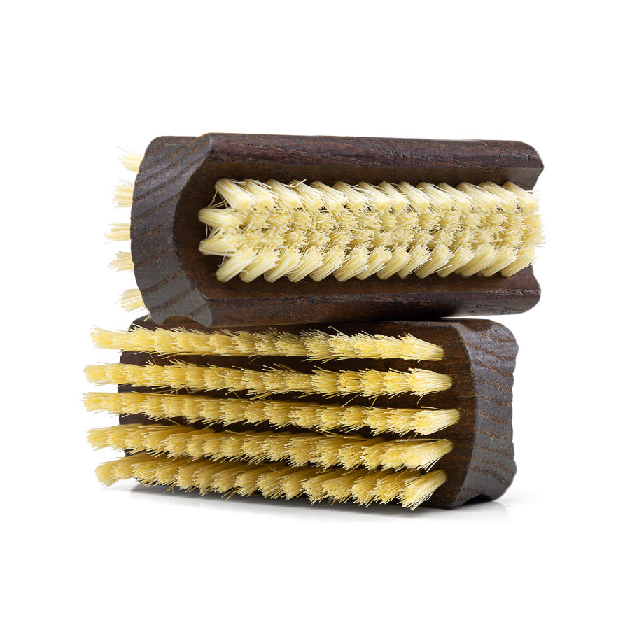 redecker-nagelbuerste-thermoholz-handwaschbuerste-beide-seiten