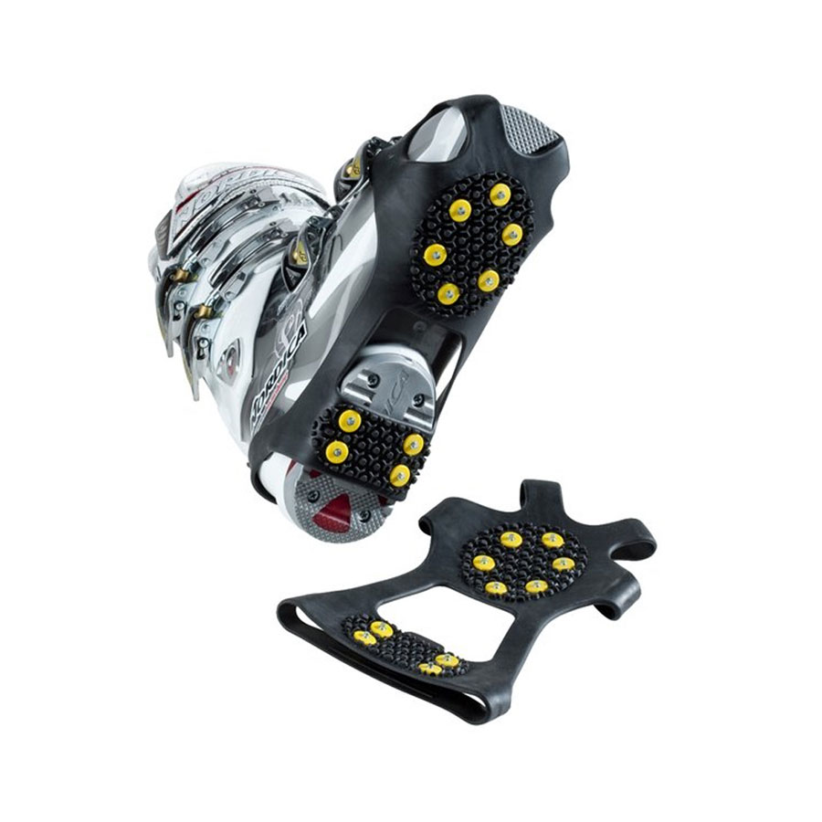 Shoe spikes ALPENHEAT ALPENHEAT GRIPS shoe spikes on a ski boot