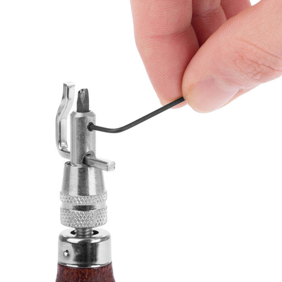 With this leather tool set, you get five high-quality tools in one! A hole plane, a reamer, and three edge planes for the wooden handle with parallel stop.