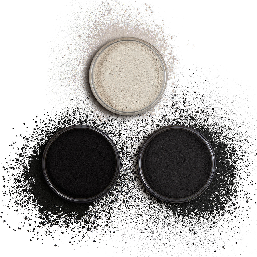 PATIN-POWDER cool colours PATIN-POWDER set of 3 cool colours, three open jars with scattered powder