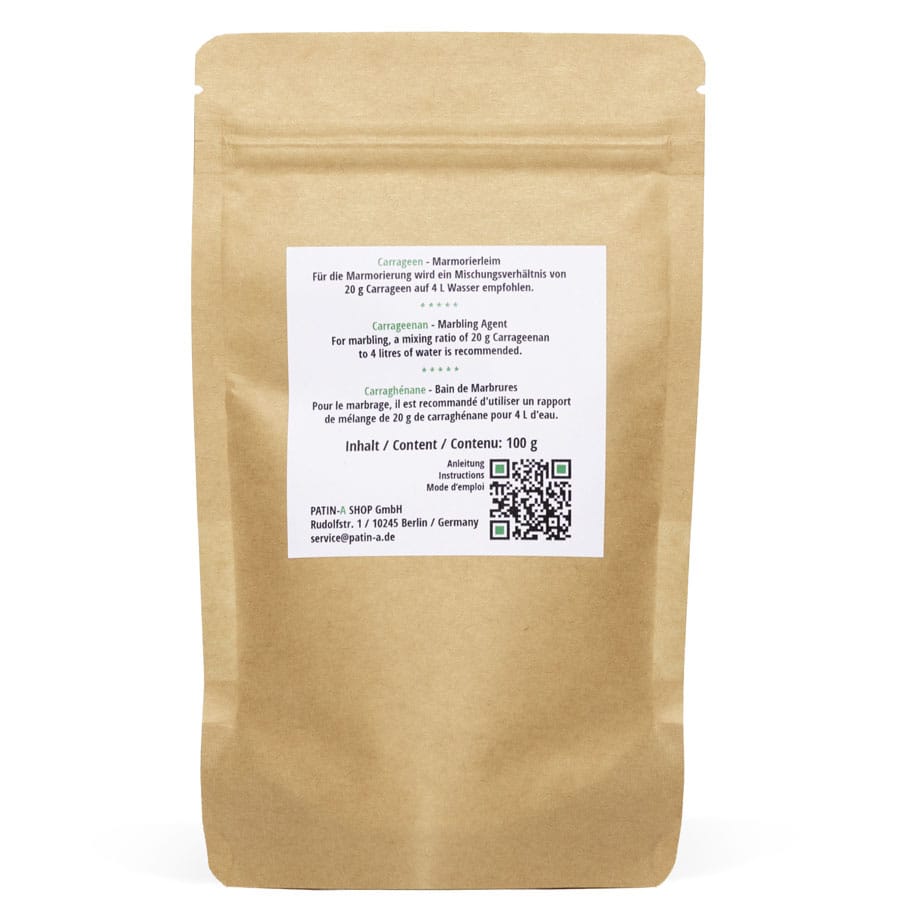 Carrageen ist ein natürliches, ungiftiges und sehr hilfreiches Verdickungsmittel um eine viskose Trägerflüssigkeit herzustellen mit der man Marmorierungen auf Papier, Stoffen oder porösen Oberflächen bringt. Es wird aus der roten Meeresalge hergestellt.