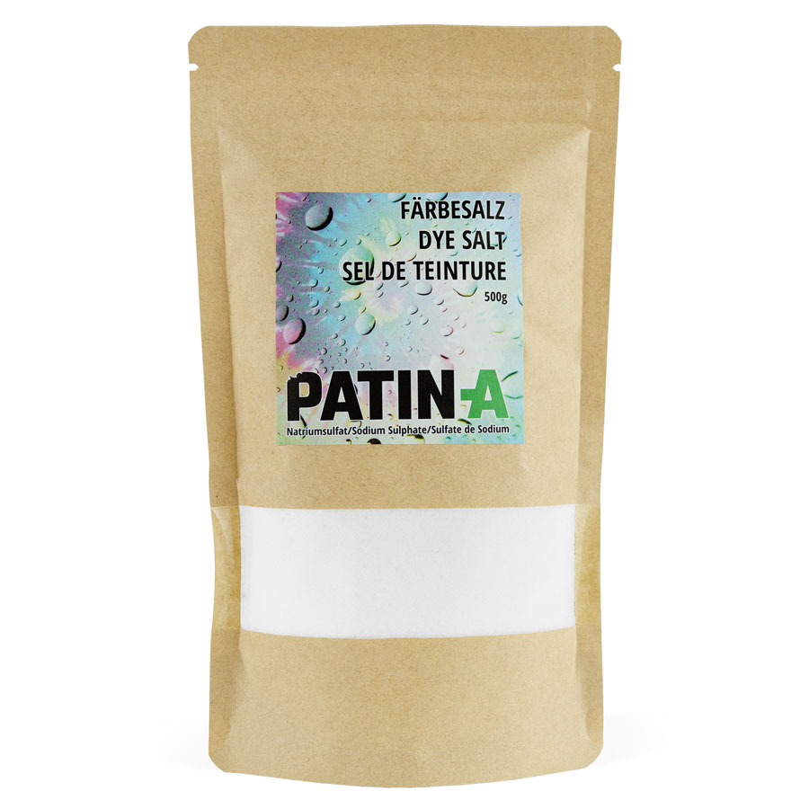 Le sel spécial PATIN-A pour des résultats brillants lors de la teinture de textiles dans la machine à laver ou dans une casserole/un saladier. Ce sel de teinture extra-fin se dissout facilement et est facile à doser grâce à son emballage en sachet (sachet