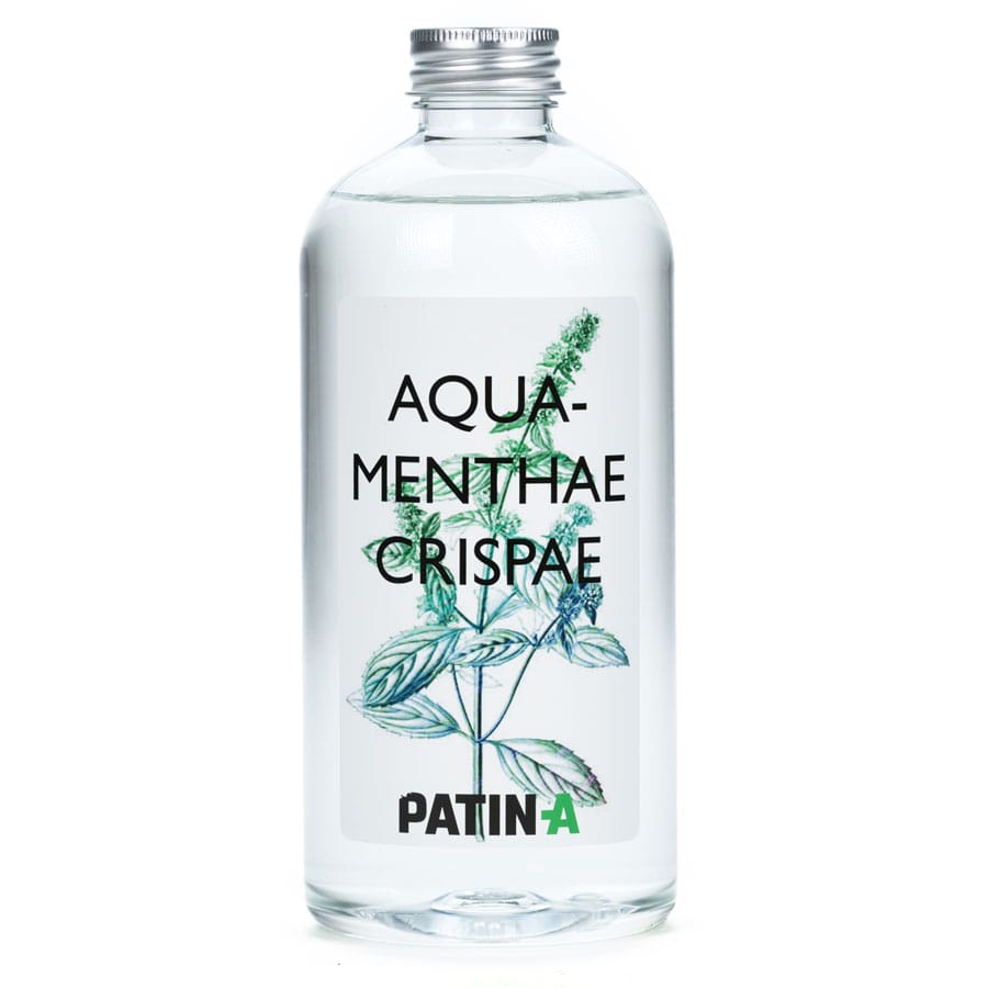Krauseminzwasser (Aqua Menthae Crispae) ermöglicht das Glatt- und Ausbügeln von Säumen und sonstigen starken Falten und Knicken.