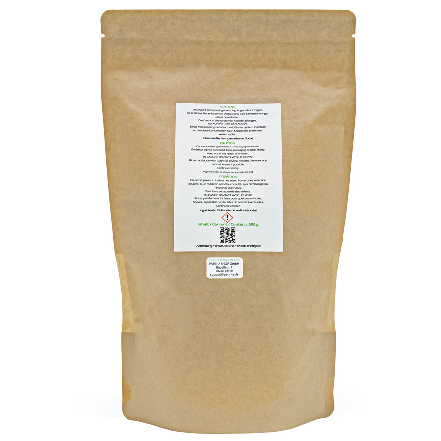 Soda oder Natriumkarbonat ist ein wichtiger Hilfsstoff beim Färben. Es wird benötigt, um Reaktivfarben (z.B. Procion MX) zu aktivieren bzw. zu fixieren und um Indigoküpen zu starten.